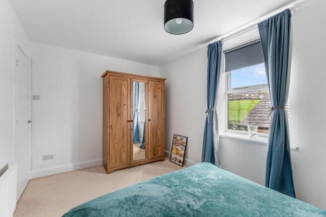 2 bed Flat for sale Image 11