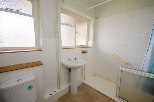 SHOWER ROOM