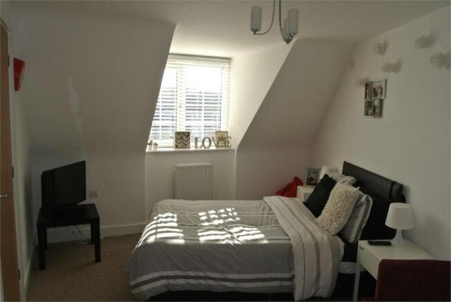 Room 5 - Ensuite
