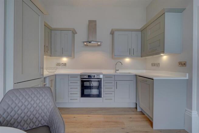 4a Queens Drive (5).