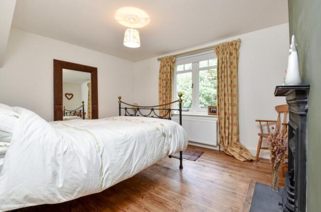 bed 1