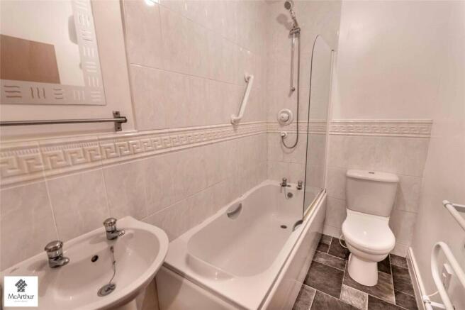 2 bed Apartment for sale Image 7