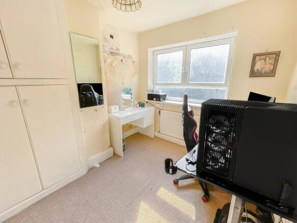 2 bed Semi-Detached for sale Image 12