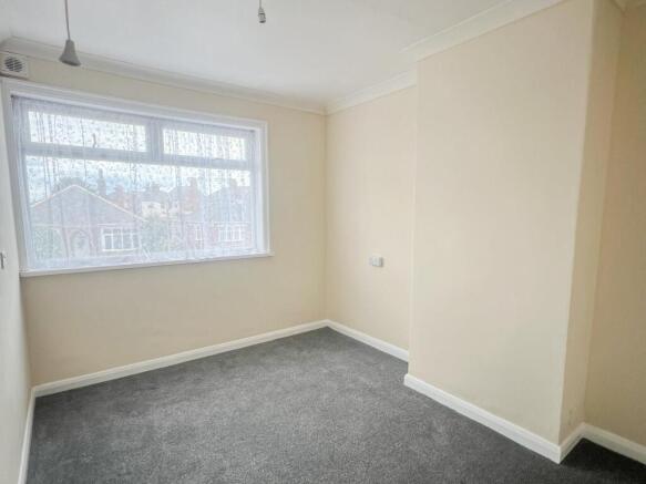 3 bed Semi-Detached for sale Image 10