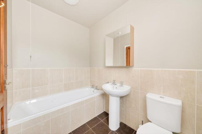 2 bed Terraced for sale Image 11
