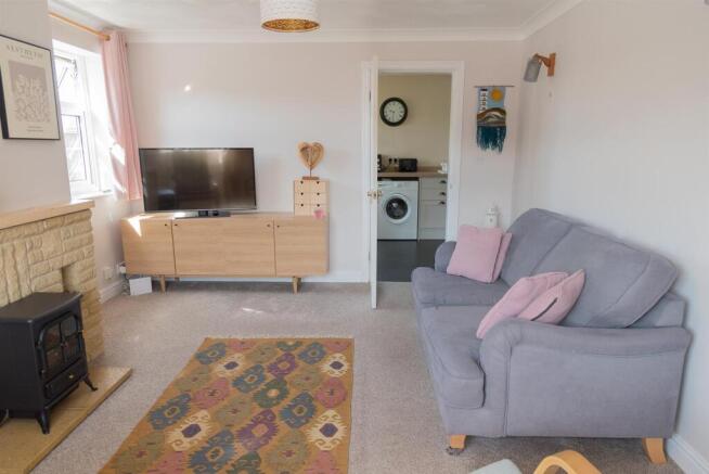 2 bed Detached Bungalow for sale Image 7