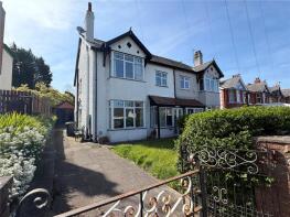 8, Tan Yr Allt Avenue, Mochdre, Colwyn Bay LL28 5AP
