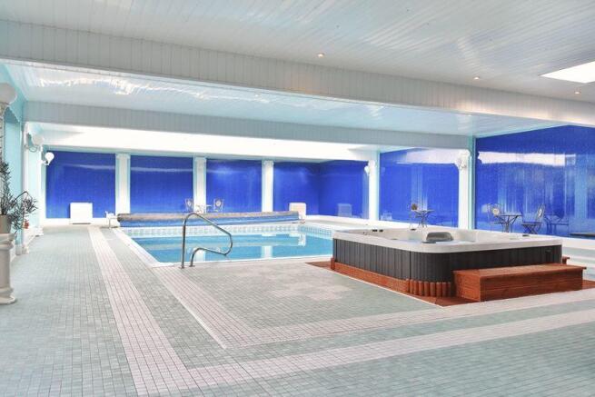 9m x 6m Pool