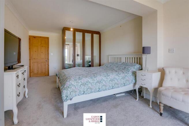 Bedroom 2-3.jpg