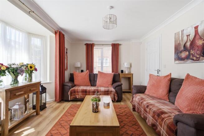 4 bed Detached for sale Image 6