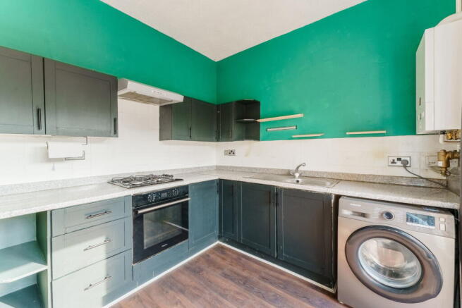 2 bed Terraced for sale Image 6