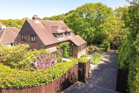 Dilly Lane, Barton on Sea, New Milton, Hampshire, BH25