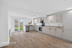 6, Salcombe Grove, Bolton BL2 6TL