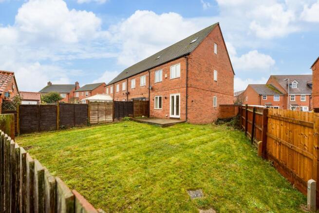 14 Rose Hill Way, Mawsley-3.jpg