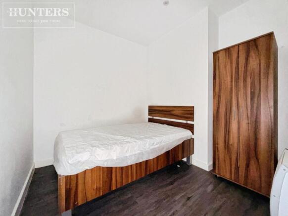 1 bed Apartment to rent Image 8