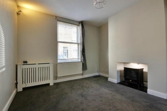 2 bed Semi-Detached for sale Image 7