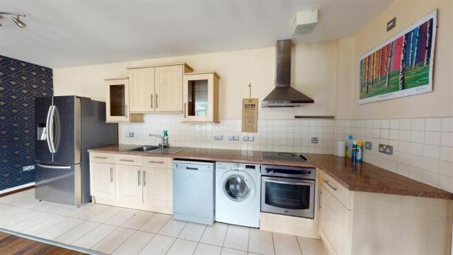 2 bed Apartment for sale Image 4