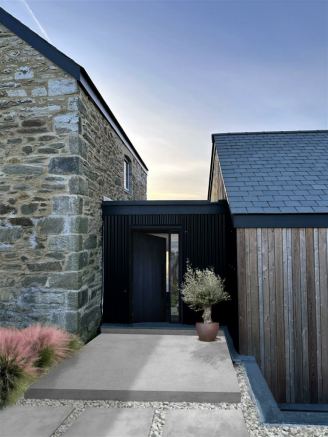 BARN ENTRANCE (COMPUTER GENERATED IMAGE).png