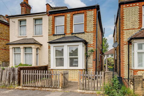 Poplar Grove, New Malden, KT3 3DN