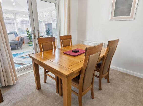 4 bed Detached for sale Image 6
