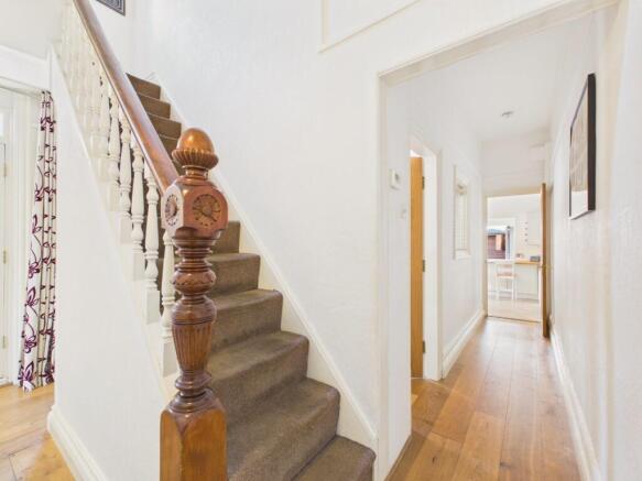 4 bed Detached for sale Image 4