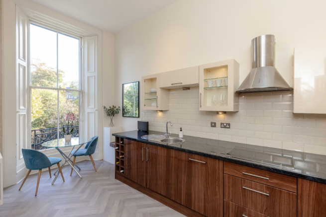 Kitchen / Dining