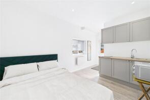 36, Elm Road, Reading RG6 5TS