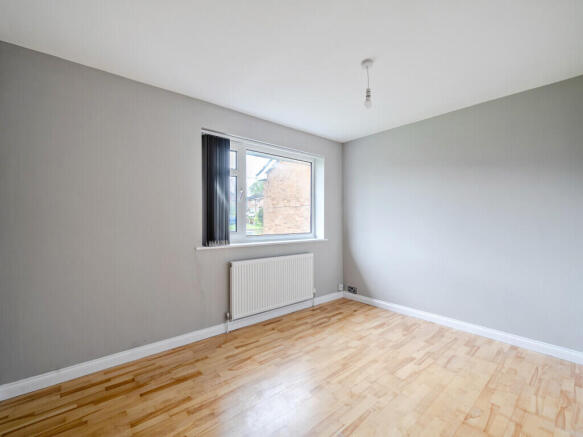 4 bed Semi-Detached for sale Image 7