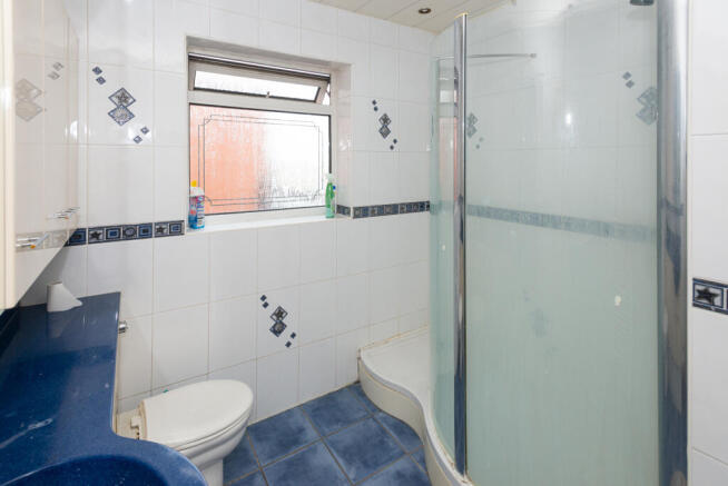 7 bed House of Multiple Occupation for sale Image 6