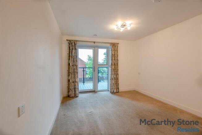 8691487-interior05.jpg