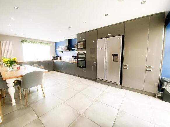 Praetorian Drive, Wallsend photo 4