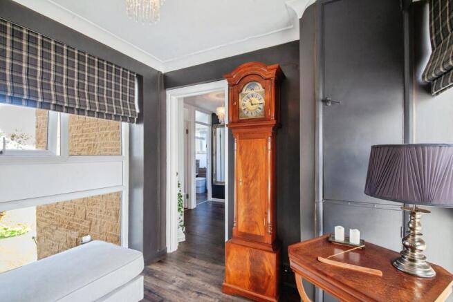 2 bed Apartment for sale Image 11