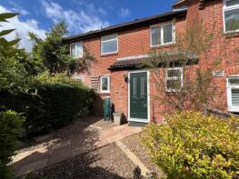 26, Clover Field, Basingstoke RG24 8SR