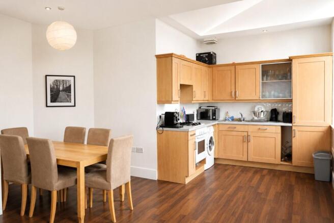 Kitchen/Dining