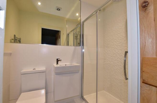 En suite Shower R...