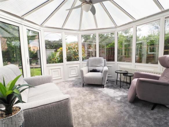 Large Conservatory 263