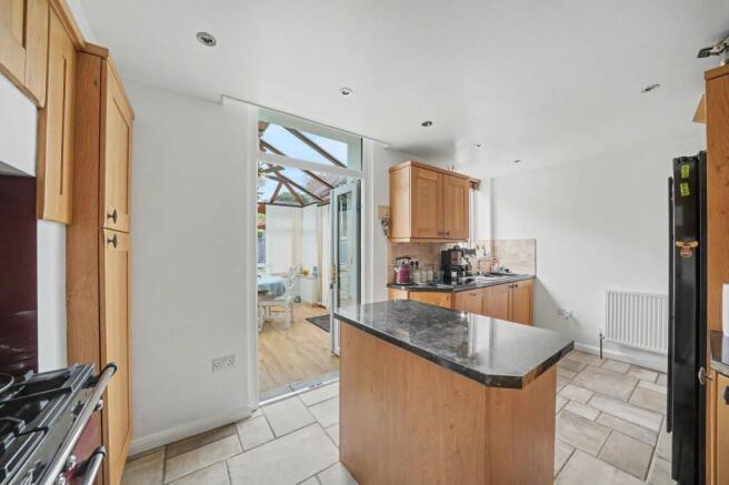 3 bed Terraced for sale Image 8