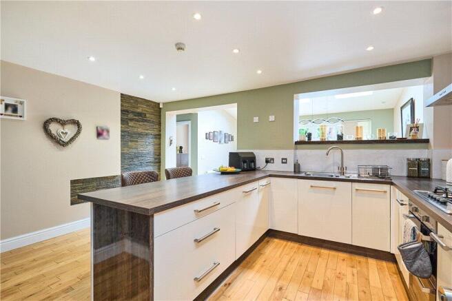 3 bed Detached for sale Image 7