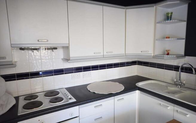 OPEN PLAN KITCHEN