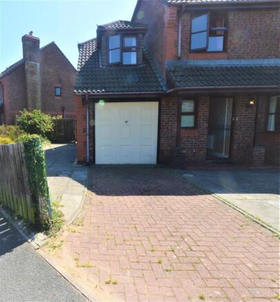 Driveway and Garage.JPG