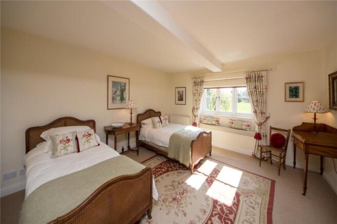 Twin Bedroom