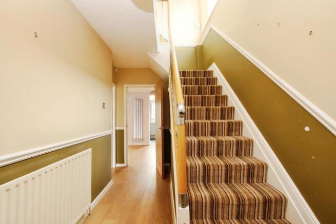 3 bed Semi-Detached for sale Image 5