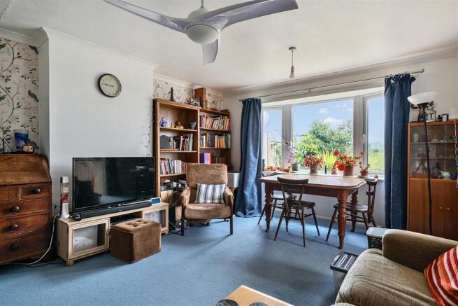 Athelstan Close, Axminster, Devon photo 4