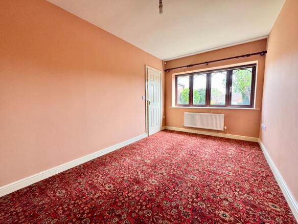 3 bed Detached Bungalow for sale Image 10