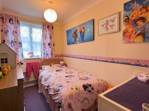 Bedroom 3:
