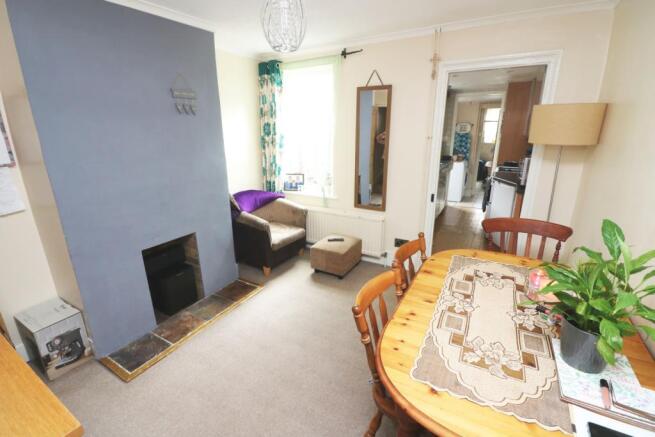 56 Edgell Road Din