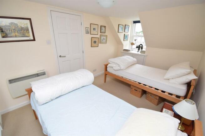 BEDROOM TWO.JPG