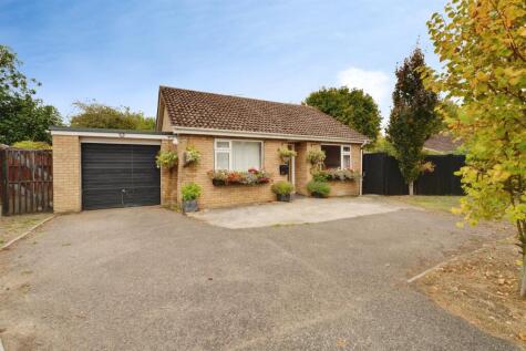 Mitre Close, Woolpit, Bury St. Edmunds