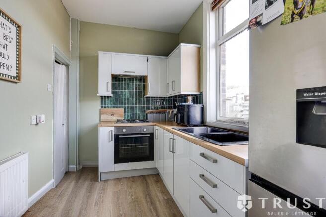 2 bed Terraced for sale Image 7
