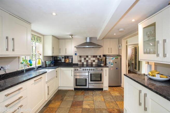 34 - New kitchen.jpg